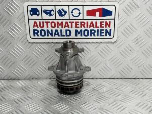 Gebruikte Waterpomp Renault Master IV (FV) 2.3 dCi 150 16V FWD Prijs € 89,00 Inclusief btw aangeboden door Automaterialen Ronald Morien B.V.
