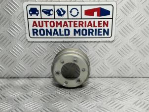Gebruikte Poelie Waterpomp Renault Master IV (FV) 2.3 dCi 150 16V FWD Prijs € 39,00 Inclusief btw aangeboden door Automaterialen Ronald Morien B.V.