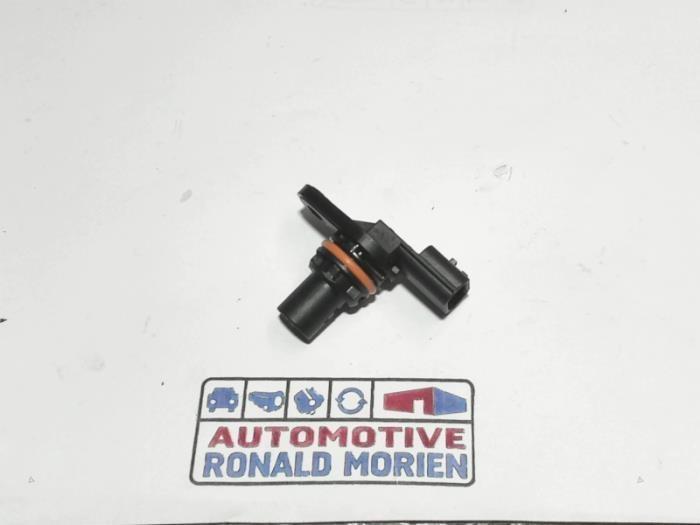 Nieuwe Nokkenas Sensor Renault Master III (JV) 2.3 Energy dCi 180 Twin Turbo 16V FWD Prijs € 19,00 Inclusief btw aangeboden door Automaterialen Ronald Morien B.V.