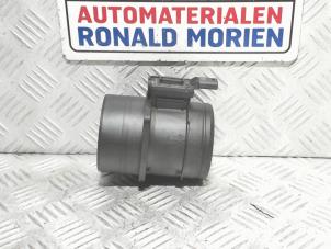 Gebruikte Luchthoeveelheidsmeter Volkswagen Golf VIII (CD1) 2.0 TDI BlueMotion 16V Prijs € 40,00 Inclusief btw aangeboden door Automaterialen Ronald Morien B.V.