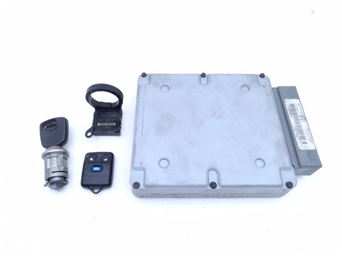 Gebruikte Computer Motormanagement Ford Transit 2.0 TDdi 16V 260S Prijs € 95,00 Margeregeling aangeboden door Automaterialen Ronald Morien B.V.