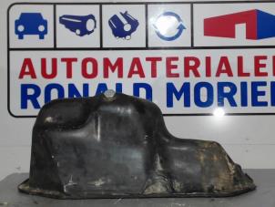 Gebruikte Carterpan Volkswagen Polo III (6N2) 1.4 Prijs € 40,00 Margeregeling aangeboden door Automaterialen Ronald Morien B.V.