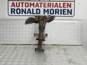 Gebruikte Uitlaatspruitstuk Ford Mondeo III 2.0 16V Prijs € 89,00 Margeregeling aangeboden door Automaterialen Ronald Morien B.V.