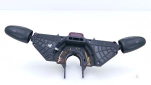 Gebruikte Stuurkolomschakelaar Seat Alhambra (7V8/9) 2.0 Prijs € 25,00 Margeregeling aangeboden door Automaterialen Ronald Morien B.V.