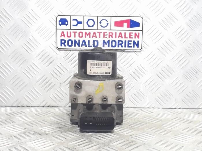 Gebruikte ABS Pomp Ford Focus 1 1.8 TDdi Prijs € 25,00 Margeregeling aangeboden door Automaterialen Ronald Morien B.V.