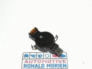 Gebruikte Sensor regen Opel Astra K Sports Tourer 1.4 Turbo 16V Prijs € 35,00 Margeregeling aangeboden door Automaterialen Ronald Morien B.V.