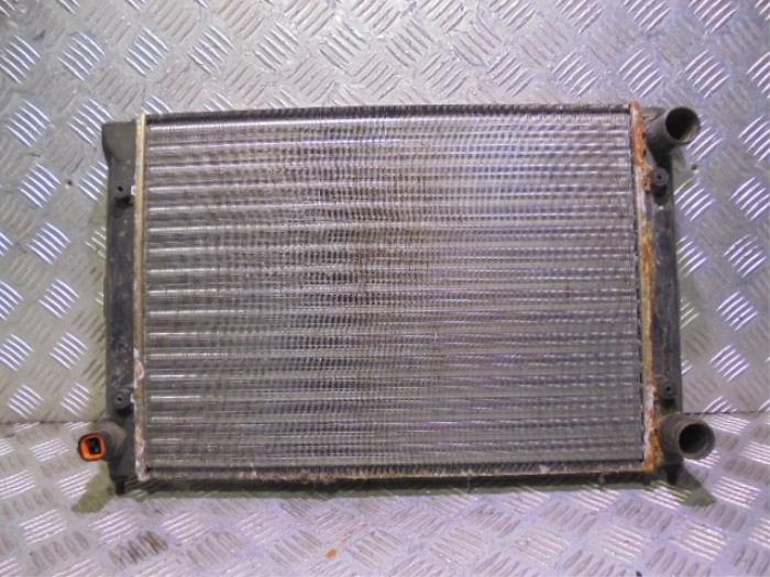 Gebruikte Radiateur Volkswagen Corrado 2.0 Prijs € 49,00 Margeregeling aangeboden door Automaterialen Ronald Morien B.V.