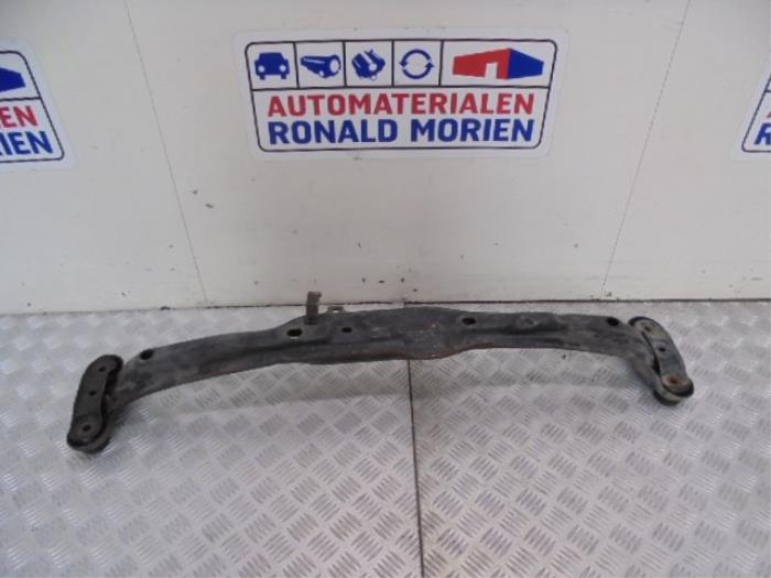 Gebruikte Motorsteun Volkswagen Corrado 2.0 Prijs € 75,00 Margeregeling aangeboden door Automaterialen Ronald Morien B.V.