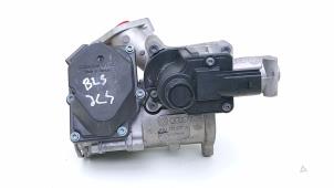 Gebruikte Gasklephuis Volkswagen Caddy III (2KA,2KH,2CA,2CH) 1.9 TDI Prijs € 42,35 Inclusief btw aangeboden door Automaterialen Ronald Morien B.V.