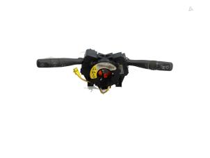 Gebruikte Licht + Raw Schakelaar Landrover Freelander Hard Top 2.0 td4 16V Prijs € 45,00 Margeregeling aangeboden door Automaterialen Ronald Morien B.V.