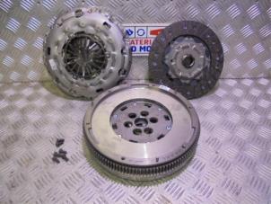 Gebruikte Koppelingsset (compleet) Volkswagen Transporter/Caravelle T6 2.0 TDI 150 4Motion Prijs € 514,25 Inclusief btw aangeboden door Automaterialen Ronald Morien B.V.