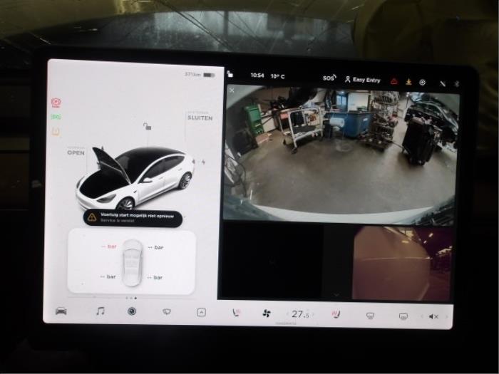 Display Interieur van een Tesla Model 3 Long Range AWD 75 kWh 2021