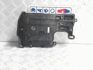 Gebruikte Module Bodycontrol Tesla Model 3 Long Range AWD 75 kWh Prijs € 175,00 Inclusief btw aangeboden door Automaterialen Ronald Morien B.V.