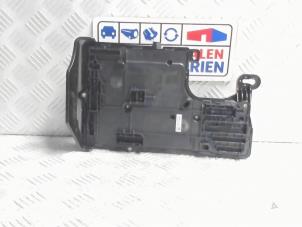 Gebruikte Module Bodycontrol Tesla Model 3 Long Range AWD 75 kWh Prijs € 175,00 Inclusief btw aangeboden door Automaterialen Ronald Morien B.V.