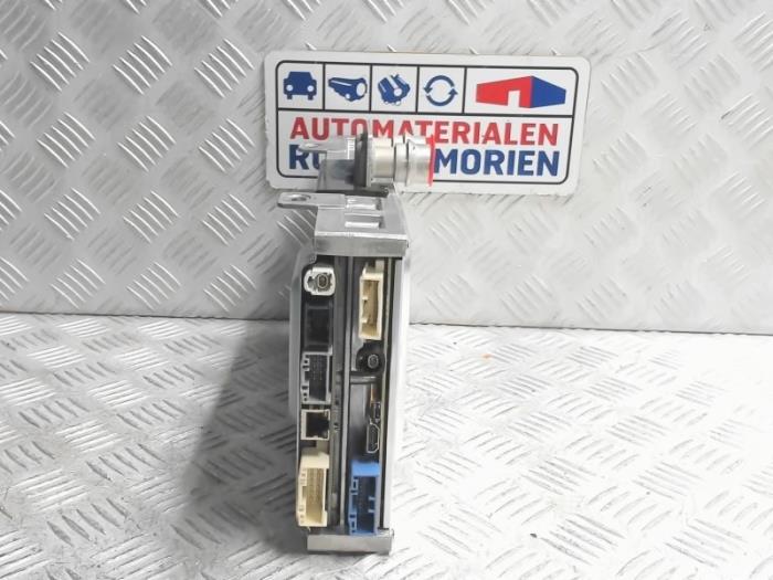 Central electronic module van een Tesla Model 3 Long Range AWD 75 kWh 2021