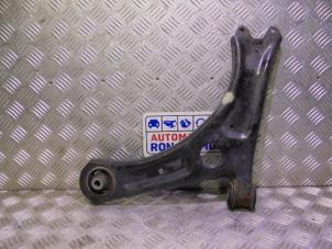 Gebruikte Draagarm links-voor Volkswagen Caddy IV 1.6 TDI 16V Prijs € 50,00 Inclusief btw aangeboden door Automaterialen Ronald Morien B.V.