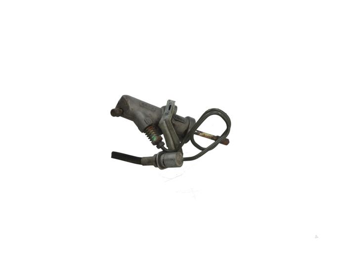 Gebruikte Koppeling Hulp Cilinder BMW 5 serie (E39) 525d 24V Prijs € 20,00 Margeregeling aangeboden door Automaterialen Ronald Morien B.V.