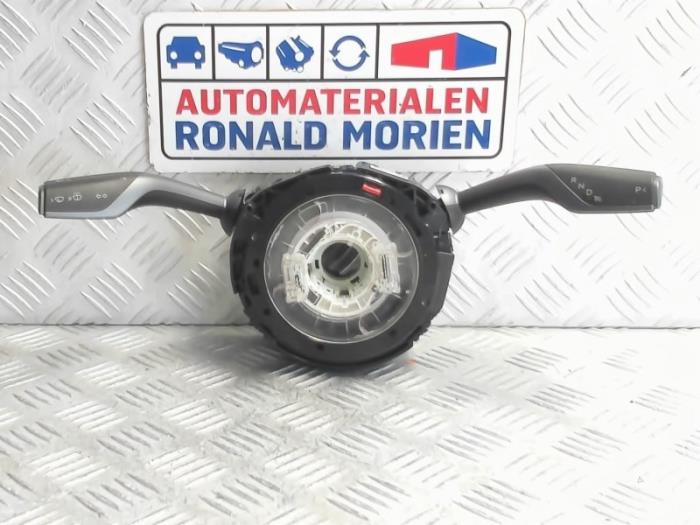 Combischakelaar Stuurkolom van een Tesla Model 3 Long Range AWD 75 kWh 2021