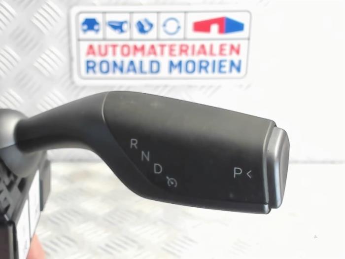 Combischakelaar Stuurkolom van een Tesla Model 3 Long Range AWD 75 kWh 2021