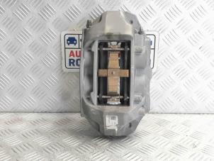 Gebruikte Remklauw (Tang) links-voor Tesla Model 3 Long Range AWD 75 kWh Prijs € 144,99 Inclusief btw aangeboden door Automaterialen Ronald Morien B.V.