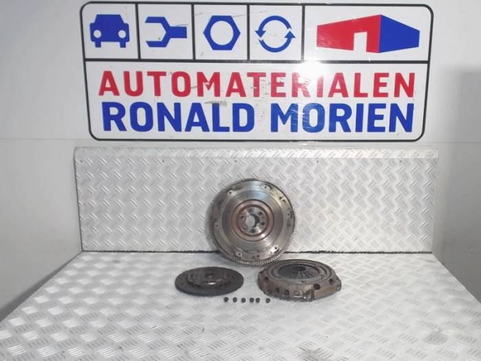Gebruikte Koppelingsset (compleet) Volkswagen Polo V (6R) 1.0 12V BlueMotion Technology Prijs € 95,00 Margeregeling aangeboden door Automaterialen Ronald Morien B.V.