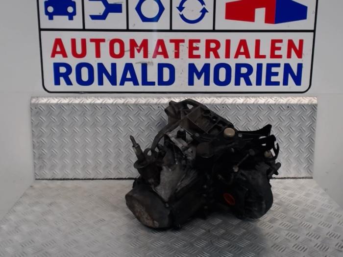 Gebruikte Versnellingsbak Peugeot Expert (222/224) 1.9D Prijs € 175,00 Margeregeling aangeboden door Automaterialen Ronald Morien B.V.