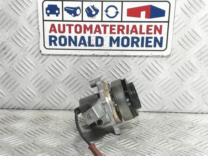 Gebruikte Waterpomp Volkswagen Golf VII Variant (AUVV) 2.0 GTD 16V 4Motion Prijs € 75,00 Inclusief btw aangeboden door Automaterialen Ronald Morien B.V.
