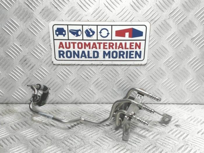 Gebruikte Dieselleiding Set Volkswagen Golf VII Variant (AUVV) 2.0 GTD 16V 4Motion Prijs € 65,00 Inclusief btw aangeboden door Automaterialen Ronald Morien B.V.