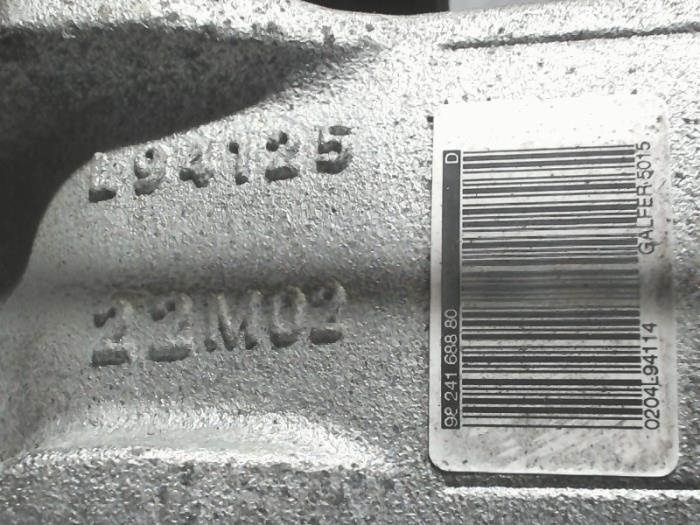 Remklauw (Tang) rechts-voor van een Opel Corsa F (UB/UH/UP) 1.2 12V 75 2021