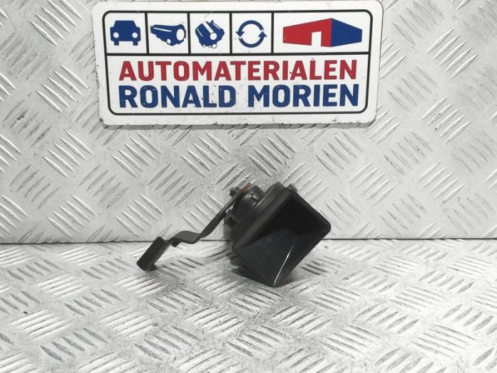 Gebruikte Toeter Hyundai Ioniq EV 38 kWh Prijs € 25,00 Margeregeling aangeboden door Automaterialen Ronald Morien B.V.