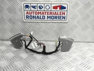 Gebruikte Schakelflipper set Hyundai Ioniq EV 38 kWh Prijs € 59,00 Margeregeling aangeboden door Automaterialen Ronald Morien B.V.