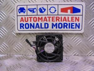 Gebruikte Stoel ventilator motor Volkswagen Phaeton (3D) 3.2 V6 30V 4Motion Lang Prijs € 40,00 Margeregeling aangeboden door Automaterialen Ronald Morien B.V.