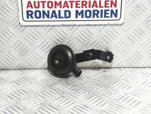 Gebruikte Alarm sirene Hyundai Ioniq Electric Prijs € 39,00 Margeregeling aangeboden door Automaterialen Ronald Morien B.V.