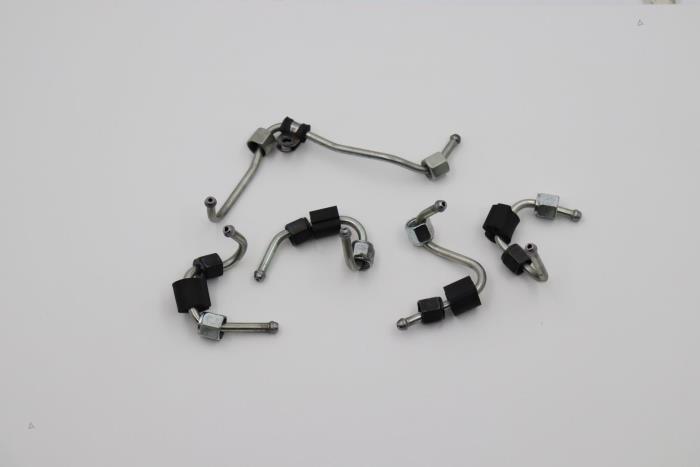Gebruikte Dieselleiding Set Volkswagen Transporter T6 2.0 TDI 150 4Motion Prijs € 75,00 Inclusief btw aangeboden door Automaterialen Ronald Morien B.V.