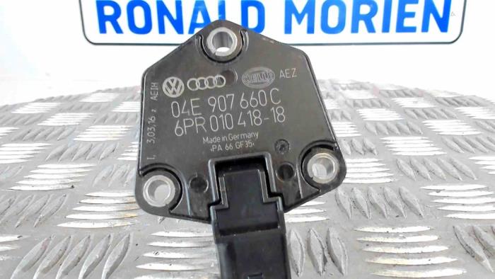 Gebruikte Olie niveau sensor Volkswagen Golf VII (AUA) 1.6 TDI BlueMotion 16V Prijs € 15,00 Margeregeling aangeboden door Automaterialen Ronald Morien B.V.