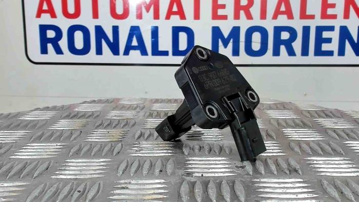 Gebruikte Olie niveau sensor Volkswagen Golf VII (AUA) 1.6 TDI BlueMotion 16V Prijs € 15,00 Margeregeling aangeboden door Automaterialen Ronald Morien B.V.