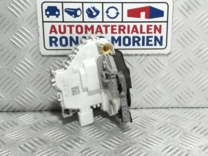 Gebruikte Portierslot Mechaniek 4Deurs links-voor Audi Q5 (FYB/FYG) 2.0 TFSI 16V Quattro Prijs € 34,99 Inclusief btw aangeboden door Automaterialen Ronald Morien B.V.