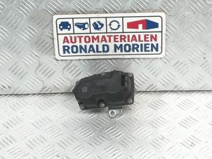 Nieuwe Uitlaat gasklep (EGR) Renault Trafic (1FL/2FL/3FL/4FL) 2.0 dCi 16V 145 Prijs € 99,00 Inclusief btw aangeboden door Automaterialen Ronald Morien B.V.