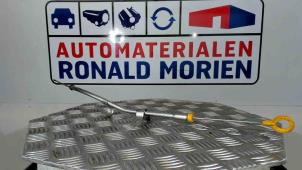 Gebruikte Peilstok Olie Renault Espace (RFCJ) 1.6 Tce 200 EDC Prijs € 25,00 Margeregeling aangeboden door Automaterialen Ronald Morien B.V.