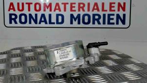 Gebruikte Vacuumpomp (Diesel) Ford C-Max (DXA) 2.0 TDCi 150 16V Prijs € 50,00 Margeregeling aangeboden door Automaterialen Ronald Morien B.V.