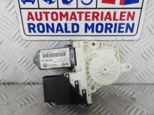 Gebruikte Motor portierruit Seat Altea (5P1) 2.0 TDI 16V Prijs € 25,00 Margeregeling aangeboden door Automaterialen Ronald Morien B.V.
