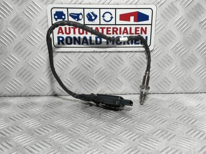 Nox sensor van een Volkswagen Transporter/Caravelle T6 2.0 TDI 150 2022
