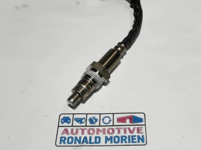 Nox sensor van een Volkswagen Transporter/Caravelle T6 2.0 TDI 150 2022