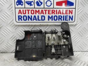 Gebruikte Zekeringkast Audi A4 (B8) 1.8 TFSI 16V Prijs € 10,00 Margeregeling aangeboden door Automaterialen Ronald Morien B.V.