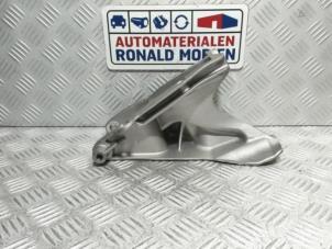 Gebruikte Motorrubber Volkswagen Transporter/Caravelle T6 2.0 TDI 150 Prijs € 40,00 Inclusief btw aangeboden door Automaterialen Ronald Morien B.V.