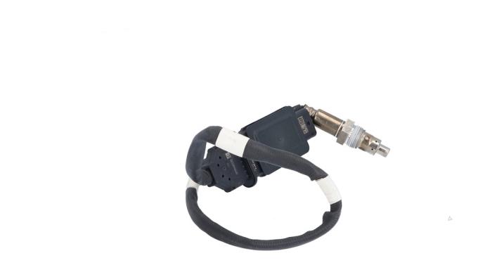 Gebruikte Nox sensor Volkswagen Transporter/Caravelle T6 2.0 TDI 150 Prijs € 195,00 Inclusief btw aangeboden door Automaterialen Ronald Morien B.V.