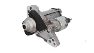 Gebruikte Startmotor Renault Clio V (RJAB) 1.0 TCe 100 12V Prijs € 49,00 Margeregeling aangeboden door Automaterialen Ronald Morien B.V.