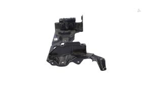 Gebruikte Accubak Volkswagen Golf VII (AUA) 1.4 GTE 16V Prijs € 10,00 Margeregeling aangeboden door Automaterialen Ronald Morien B.V.