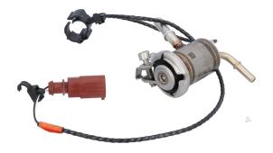 Gebruikte Adblue injector Volkswagen Transporter/Caravelle T6 2.0 TDI 150 California 4Motion Prijs € 75,00 Inclusief btw aangeboden door Automaterialen Ronald Morien B.V.