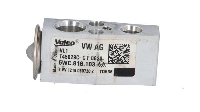 Gebruikte Expansieklep airco Volkswagen Golf VIII (CD1) 1.5 TSI BlueMotion 16V Prijs € 25,00 Inclusief btw aangeboden door Automaterialen Ronald Morien B.V.